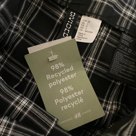 H&M Black White Plaid Mini Pleated Skirt Size 0 NWT - Picture 5 of 5